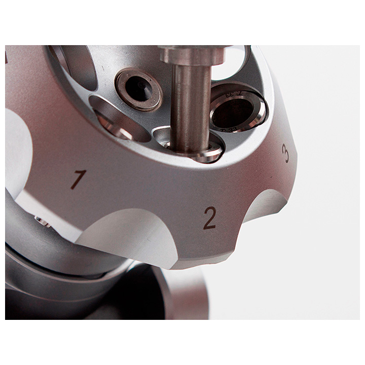 VOH Pavix watch test device with complete control at hand-fitting
