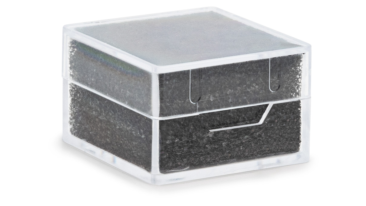 Transparent box with black foam, 25 x 25 x 16 mm