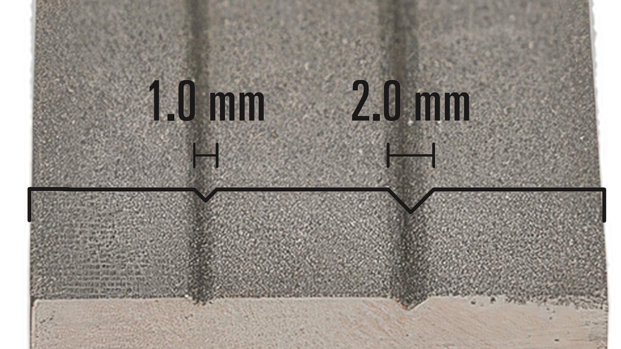 Bergeon 2460-2 Schleifplatte für Pinzettenspitzen, 6 x 75 x 25 mm, mit 2 Rillen (1 mm / 2 mm)