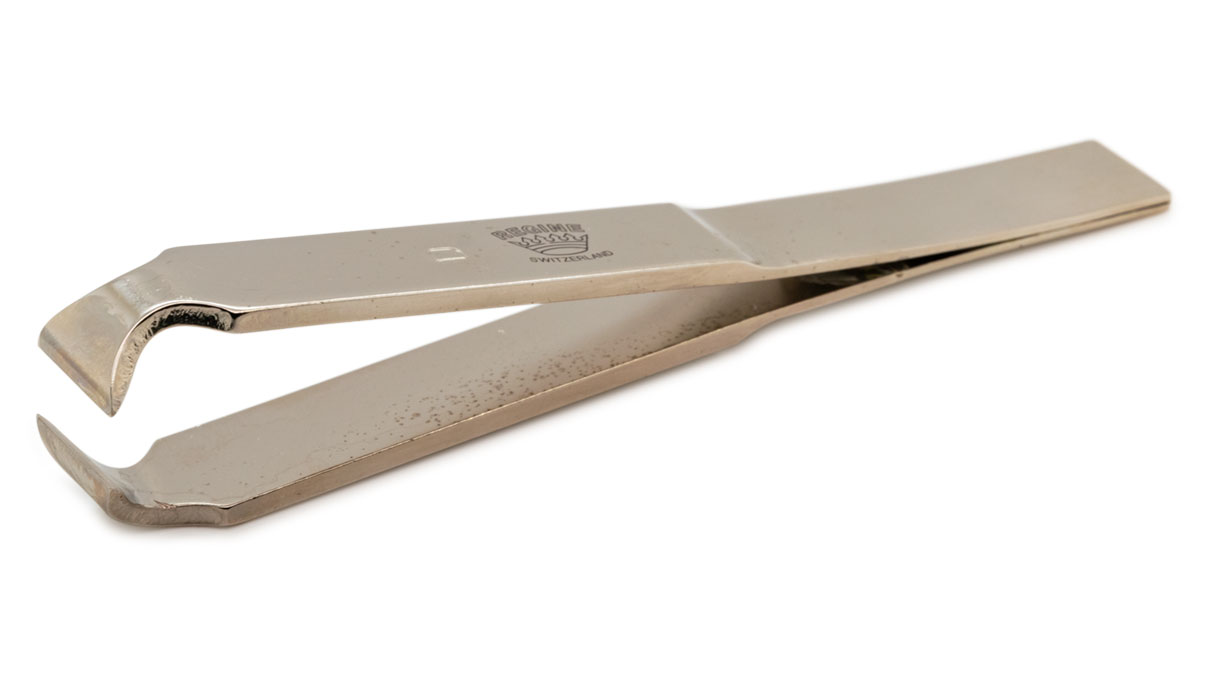 Regine Horlogery Tweezers shape D, nickel-plated, 94 mm