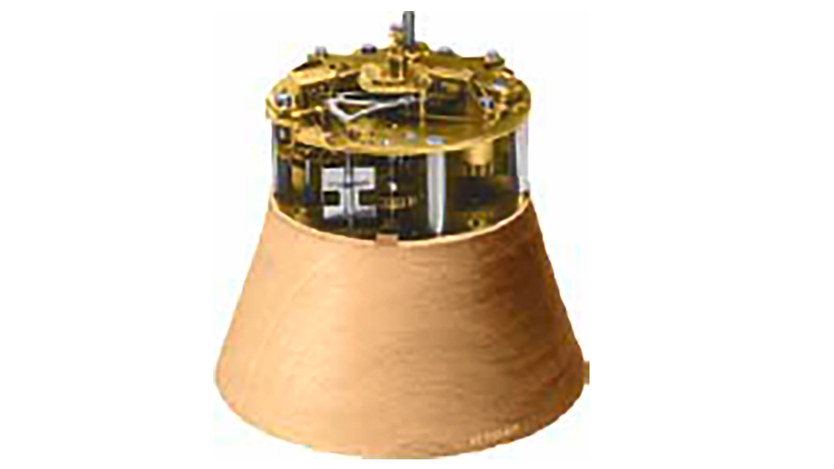Bergeon 30045 Sortiment von 4 Werkhaltern aus Holz für Grossuhren und Wecker, Ø 72, 98, 145, 175 mm