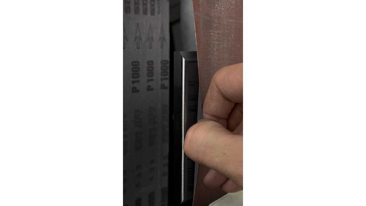 Micromecalp 3D-Schwalbenschwanz Rückplatte für Gehäuse von Taucheruhren mit Kronenschutz
(Crownguard)