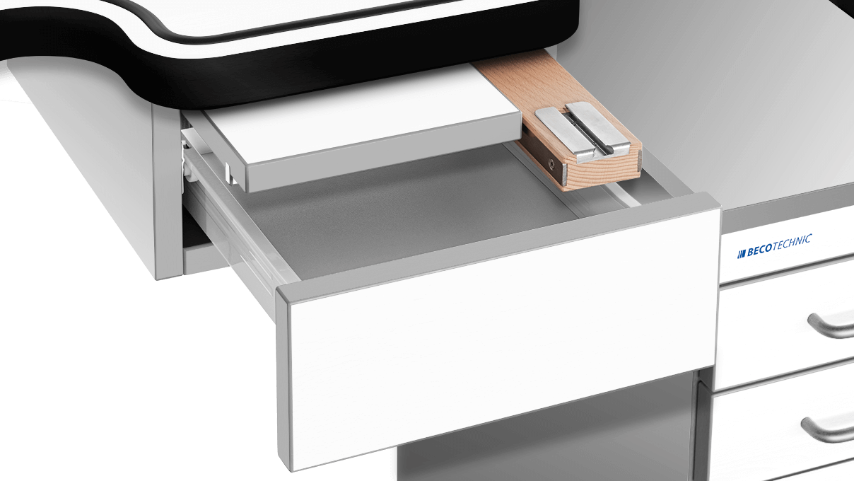 Central drawer with pull-out shelf board and insertion device with file wood and vise holder, white, optional
equipment for Ergolift Evolution 120 cm and 140 cm