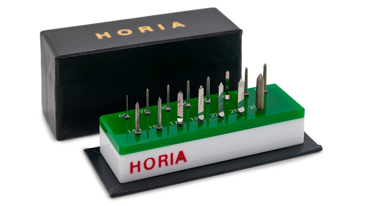 Horia H 500 Sortiment von 15 Reibahlen, auf Kunststoffsockel