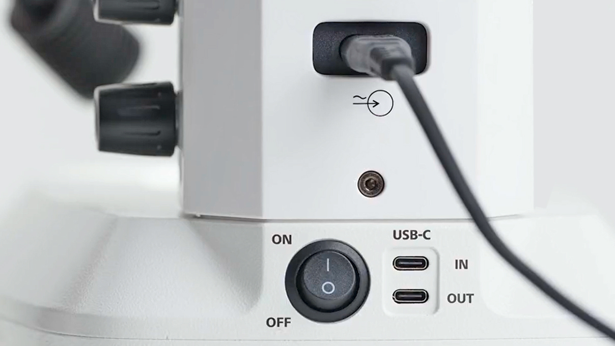 Zeiss C EDU statief met doorvallend licht helderveld en donkerveld verlichting, 2 USBC-Ports (In & Out)