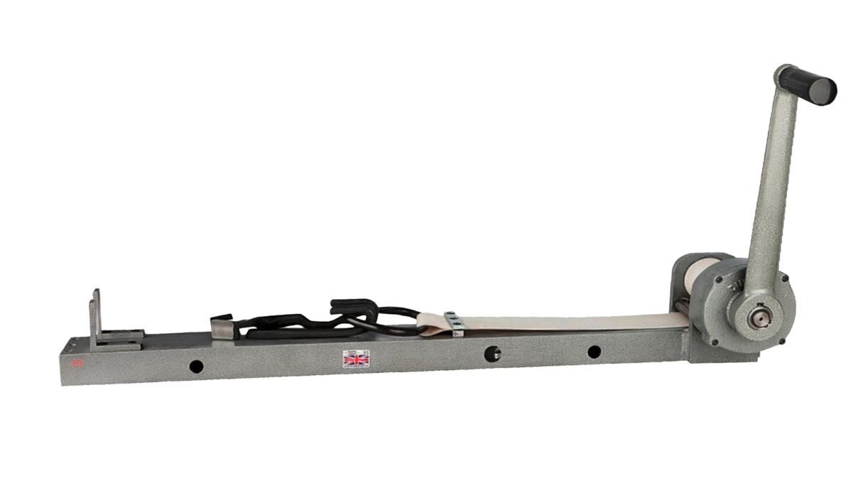 Drawing bench with hand crank and return device for wall mounting or table mounting, drawing length
760 mm, belt length 1000 mm, belt width 50 mm