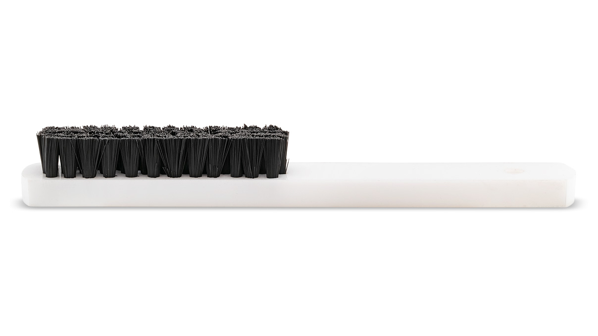 Auswaschbürste, 4-reihig, schwarze Nylon Borsten, weißer Kunsstoff-Griff, Länge 190 mm