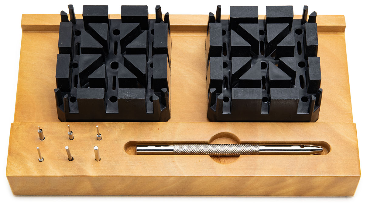 Stift-Fix PLUS Rollenbandkürzer-Set auf Holzsockel