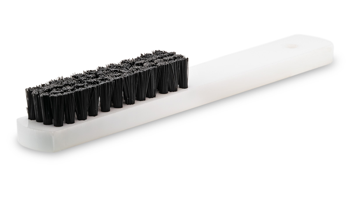 Handbürste, 4-reihig, schwarze Nylon Borsten, weißer Kunsstoff-Griff, Länge 190 mm