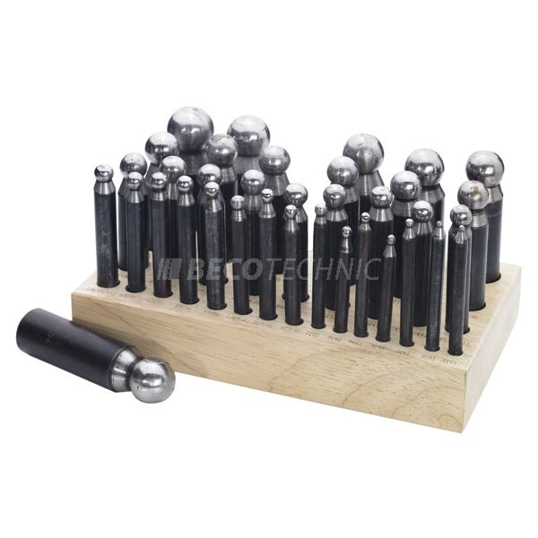 Assortment of 36 punches Ø 3,5-25,0 mm on wooden plate