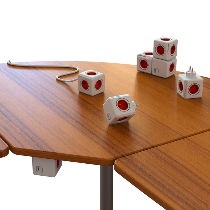 PowerCube Extended with 5 built-in sockets