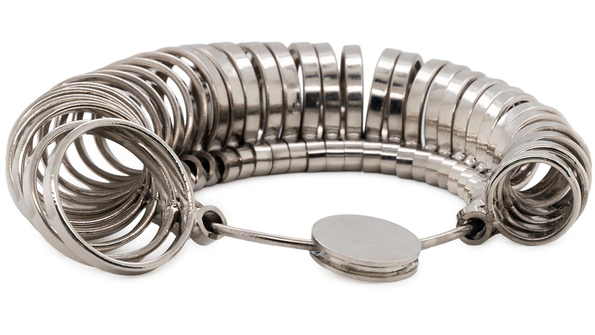 Ringmaß, Messing, vernickelt, EU-Maß 1 - 33, Innenumfang 41 - 73 mm, flach, Breite 3 mm Ringmaß, Messing, vernickelt, EU-Maß 1 - 33, Innenumfang 41 - 73 mm, flach, Breite 3 mm