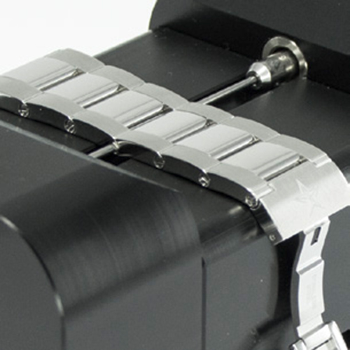 Bergeon 7260-EVO Vorrichtung zum Ver- und Abschrauben von  Armbändern