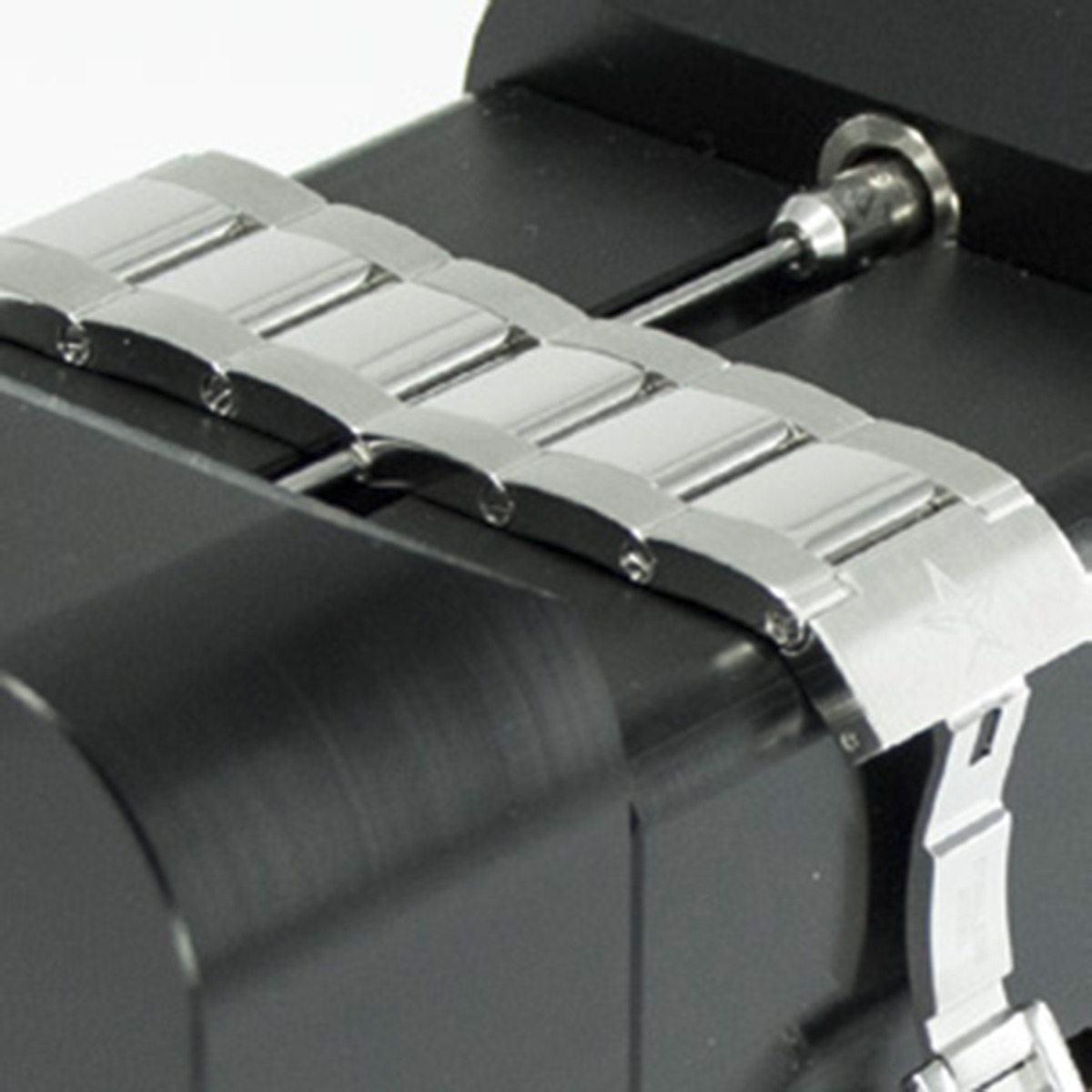 Bergeon 7260-EVO Apparaat voor het vast- en losschroeven van polsbandjes